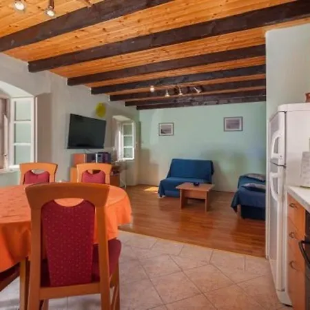 Meri Apartment